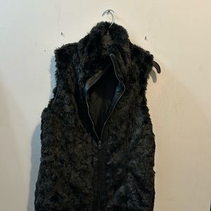 Forever 21 vest. Size L new condition